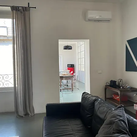Apartment Stazione Termini 300 Mq Con 4 Vista E Idromassaggio Rome