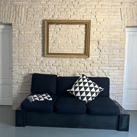 Stazione Termini 300 Mq Con 4 Vista E Idromassaggio Apartment *
