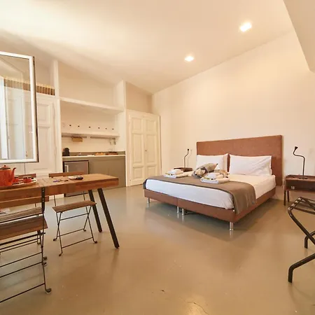 Stazione Termini 300 Mq Con 4 Vista E Idromassaggio Apartamento
