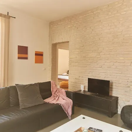 Stazione Termini 300 Mq Con 4 Vista E Idromassaggio Apartment *