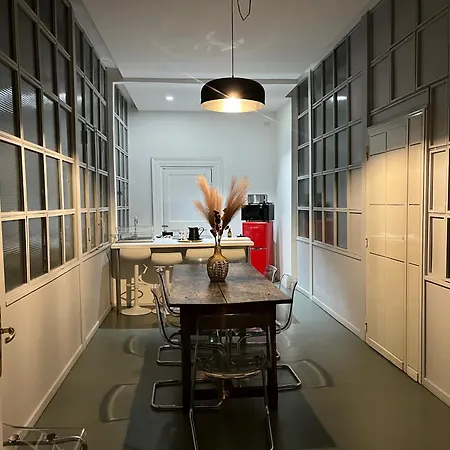 Stazione Termini 300 Mq Con 4 Vista E Idromassaggio Apartment *