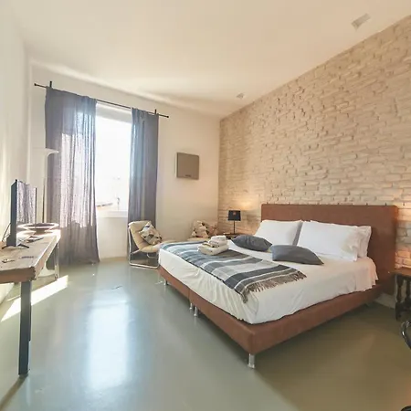 Stazione Termini 300 Mq Con 4 Vista E Idromassaggio Apartment Rome